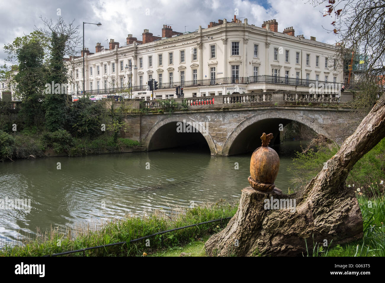 River Leam and bridge, Leamington Spa, Warwickshire, England, UK Stock Photo Alamy