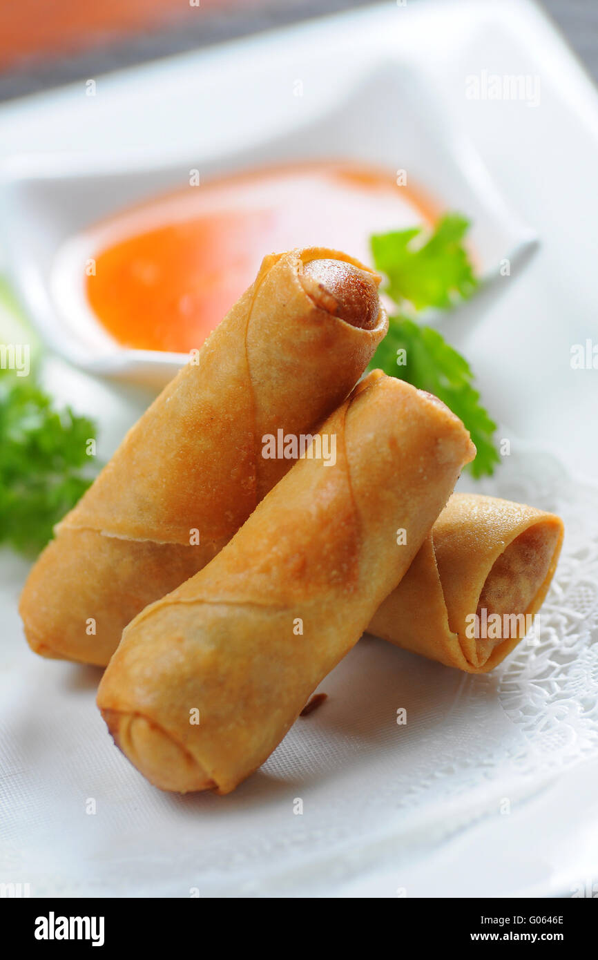 Deep Spring Roll Deep fried spring rolls Stock Photo - Alamy