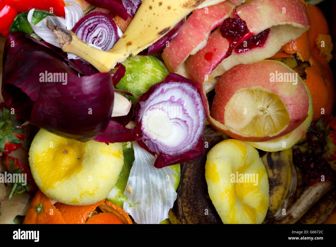 Fruit peelings hi-res stock photography and images - Alamy
