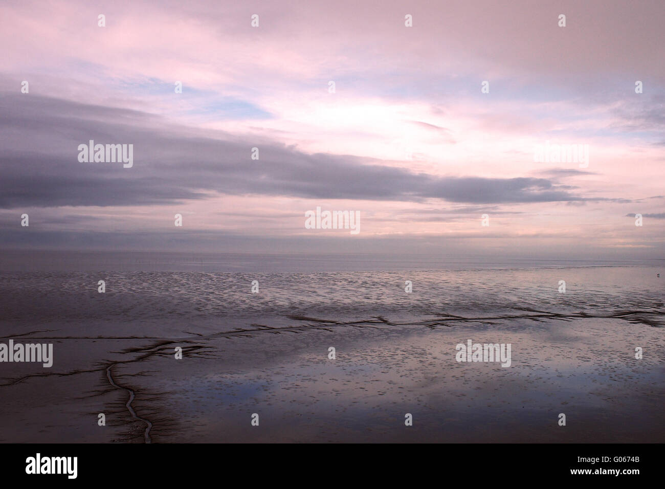 Tide Rising Falling Rising falling tide hi-res stock photography and images - Alamy