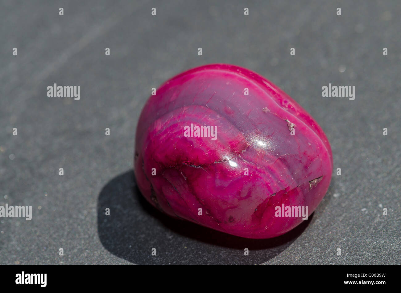 Grenat, pierre, rouge, lithothérapie Stock Photo - Alamy