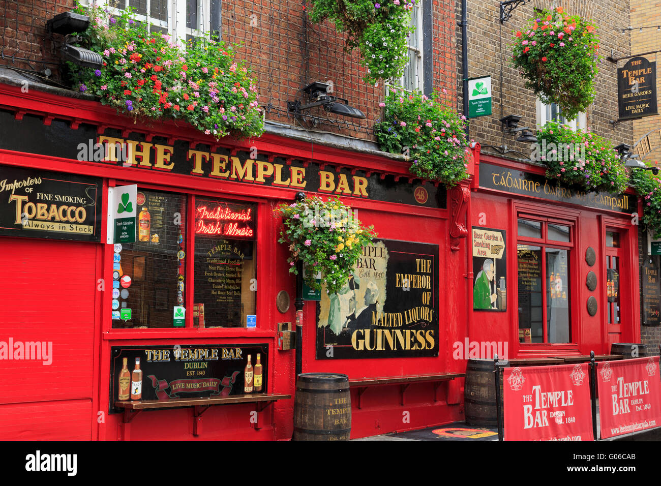 Pub, Temple Bar, Dublin City, County Dublin, Leinster, Ireland, Europe Stock Photo
