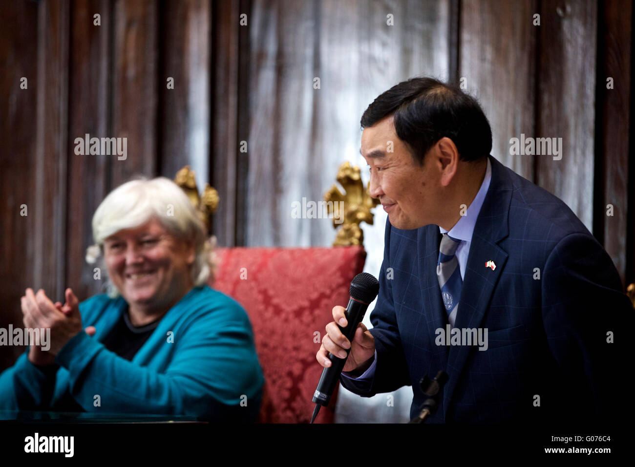 Cagliari, Sardinia of Italy. 29th Apr, 2016. Luo Ping, Chinese counselor of education to Italy, speaks during the Confucius Classroom inauguration ceremony in the University of Cagliari, Sardinia of Italy, on April 29, 2016. © Jin Yu/Xinhua/Alamy Live News Stock Photo