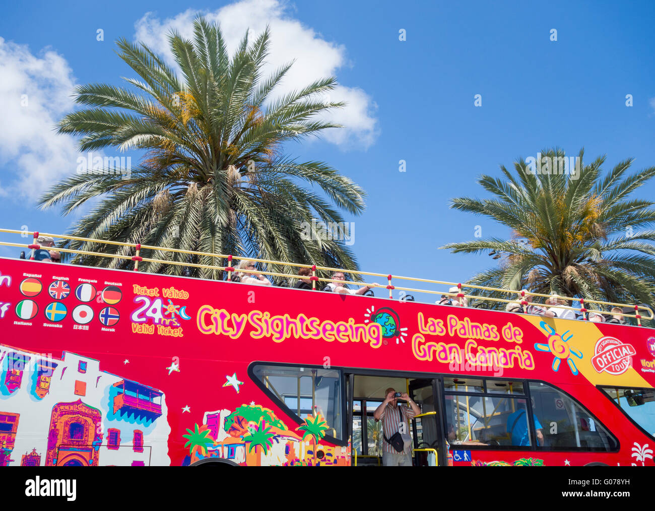 Open top city sightseeing bus in Parque Santa Catalina in Las Palmas, Gran Canaria, Canary Islands, Spain Stock Photo