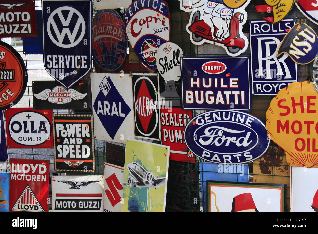 vintage metal signs Stock Photo Alamy