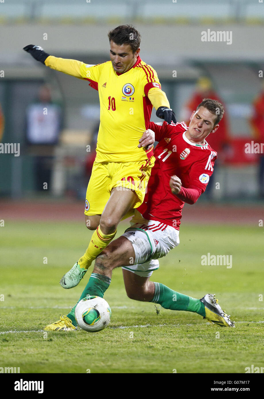 Romania football team hi-res stock photography and images - Alamy