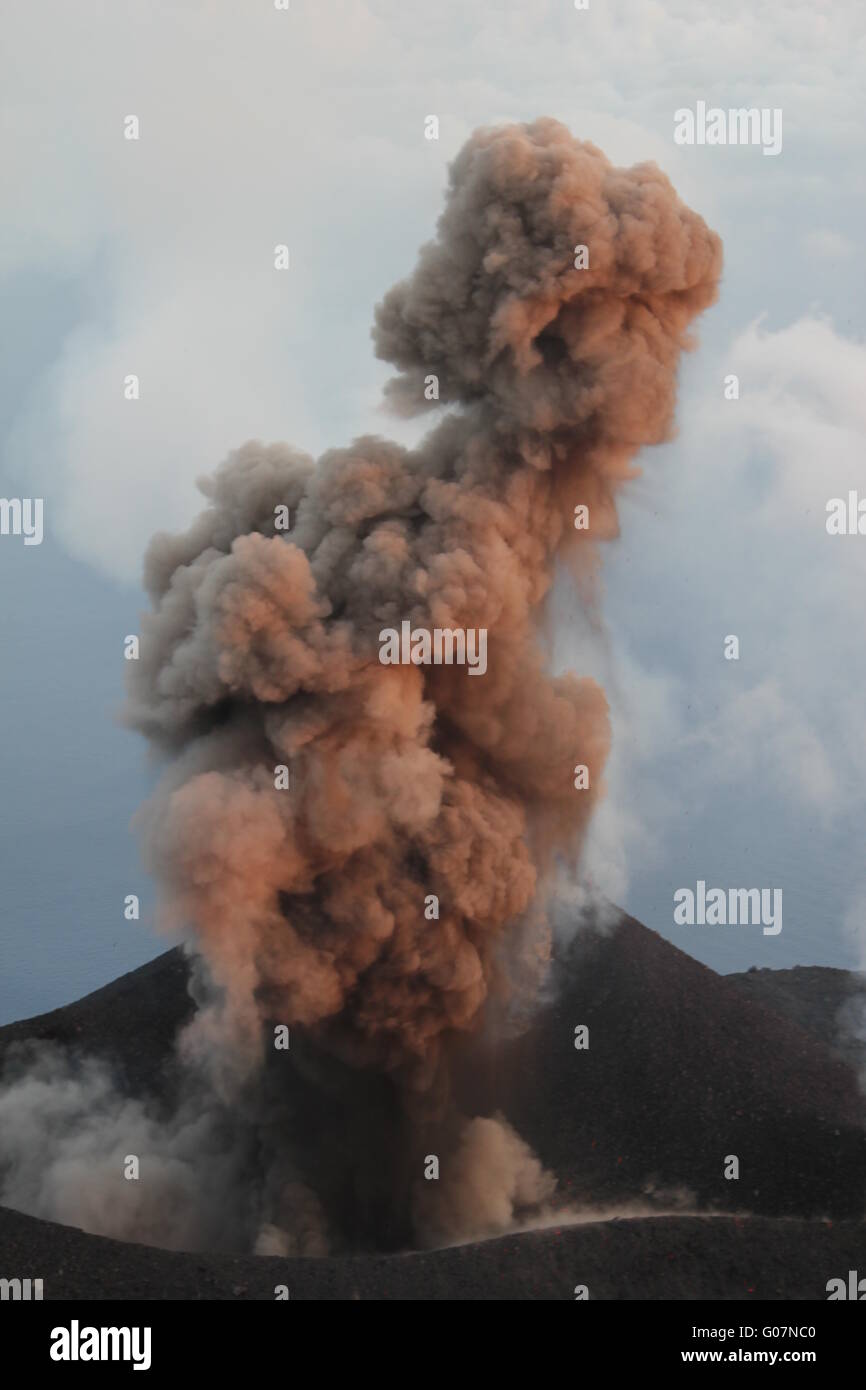 Ash cloud volcano Stomboli Stock Photo