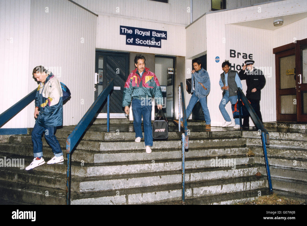 Braer Disaster Shetland 1993. Crew in police Station in Brae Stock Photo Alamy