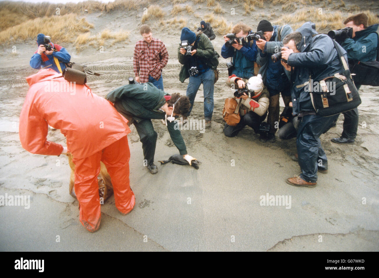 Braer Disaster Shetland 1993 Press with rescuers Stock Photo - Alamy