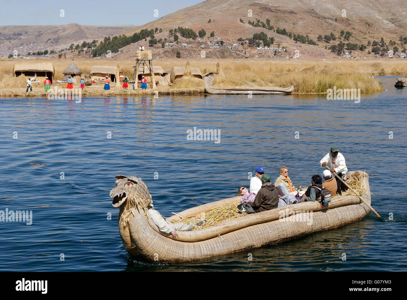 Peruvian Reed Boat A reed boat in the the floating Uros Islands, Lake Titicaca, Peru Stock ...