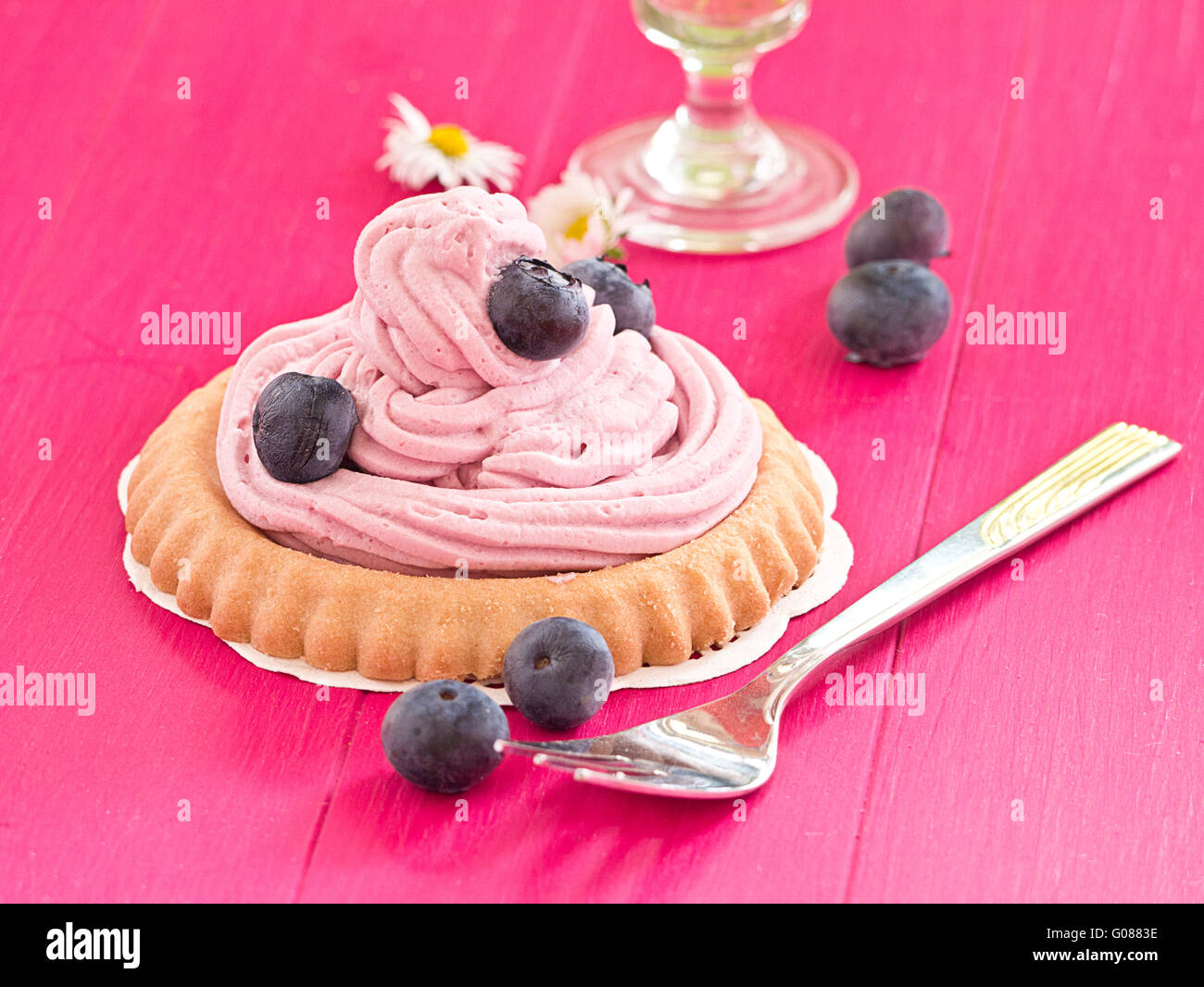 Blueberry cream cake hi-res stock photography and images - Alamy