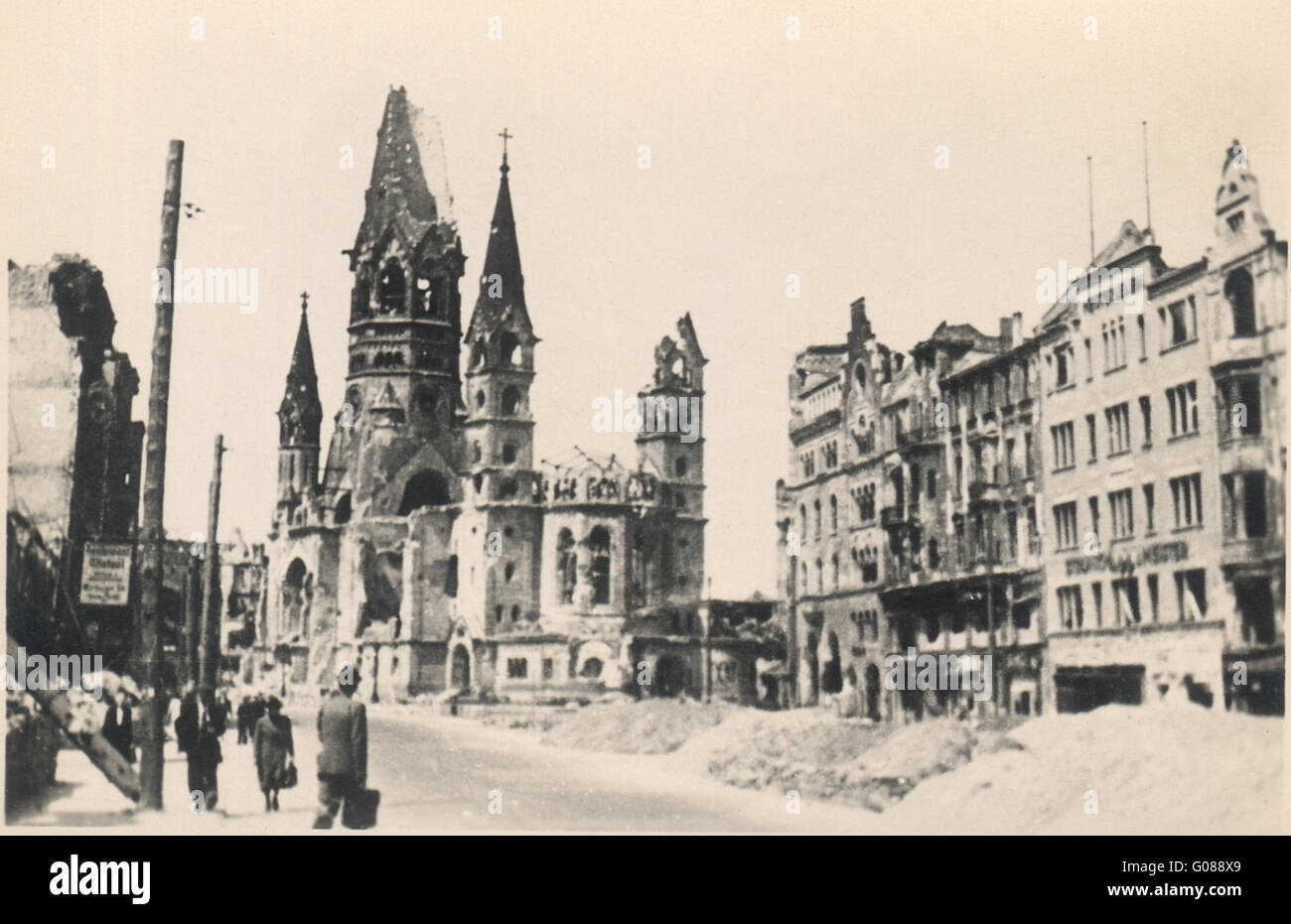 Kaiser Wilhelm Memorial Church damaged in a bombing raid in 1943 Stock Photo