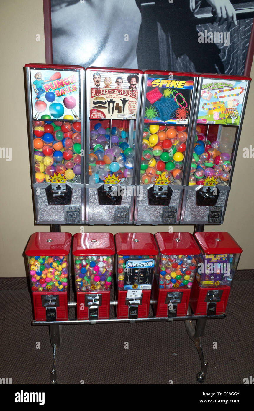 Vintage Gumball Candy Nut Machine Themed Sinclair Gas Petro Collectibles  Man Cave Accessories Unique Gift Office Game Room Decor 