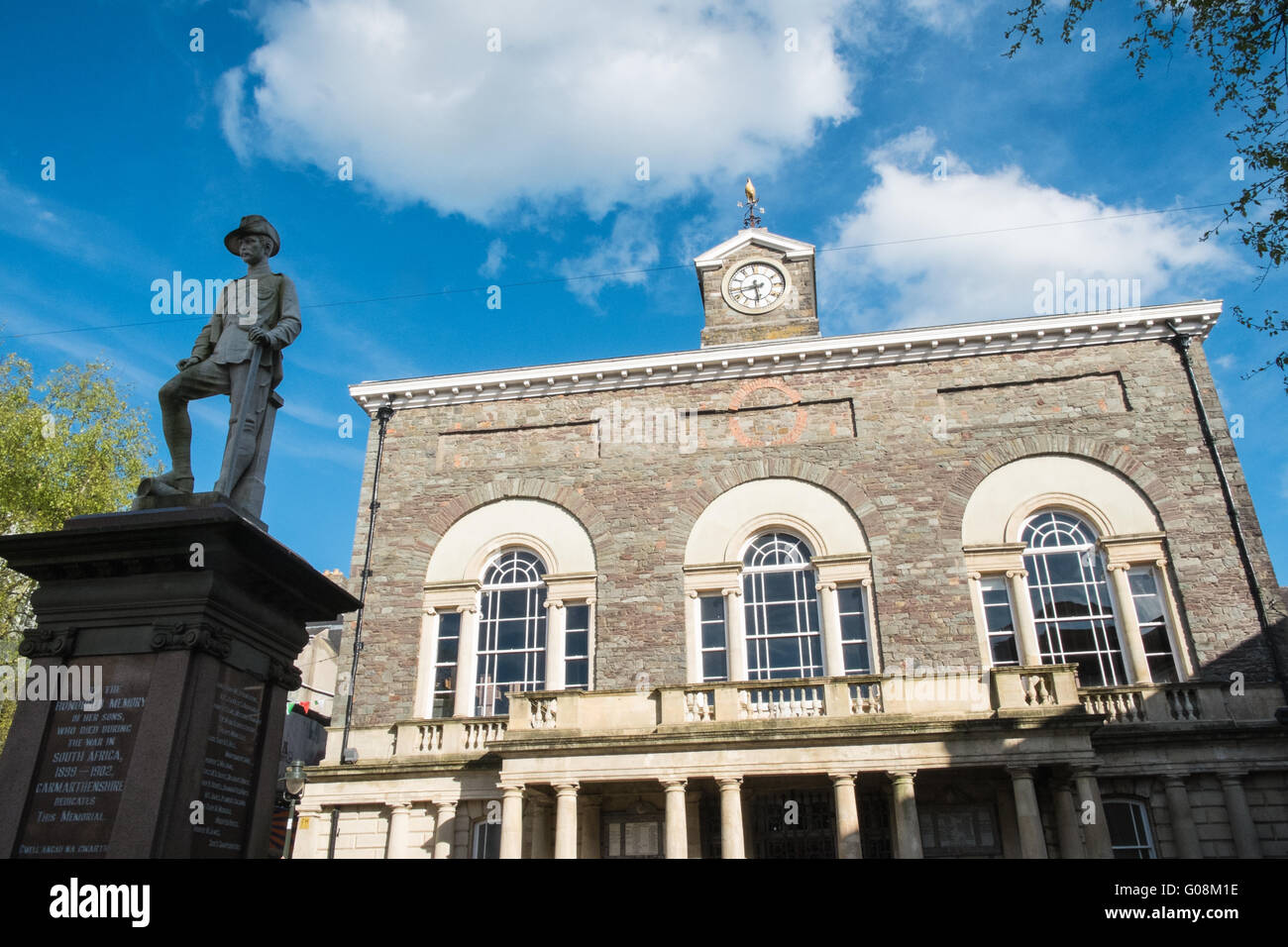 Carmarthen guildhall square hires stock photography and images Alamy
