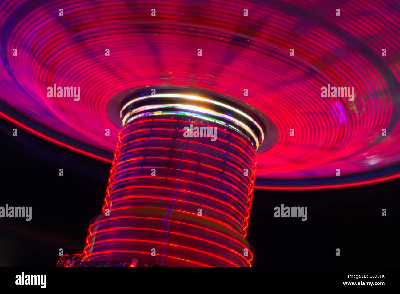 Thrill ride at night Stock Photo - Alamy