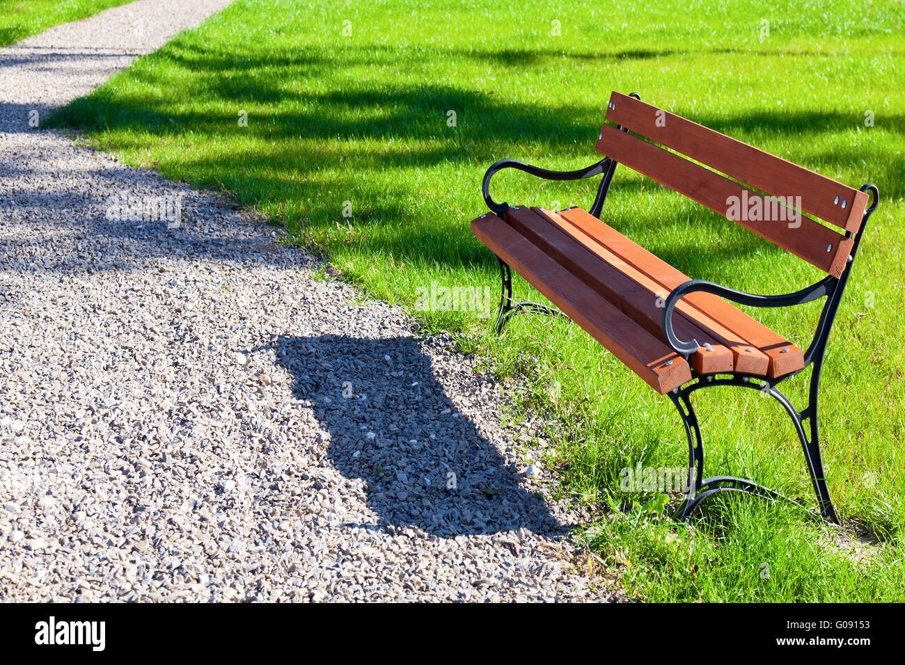 On way peaceful park bench hi-res stock photography and images - Alamy