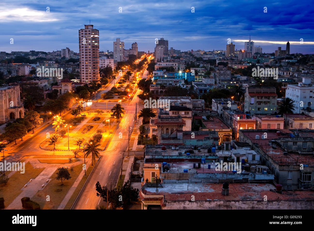 Cuba. Night Havana.view on the avenue Presidents. Stock Photo