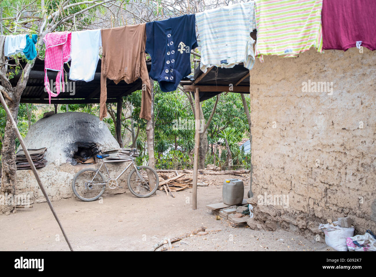 Rural living nicaragua hires stock photography and images Alamy