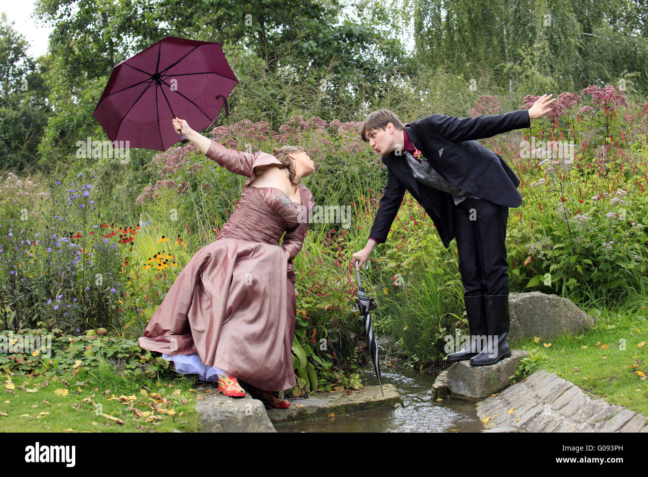 Wedding couple funny | Beachweddingtips.com