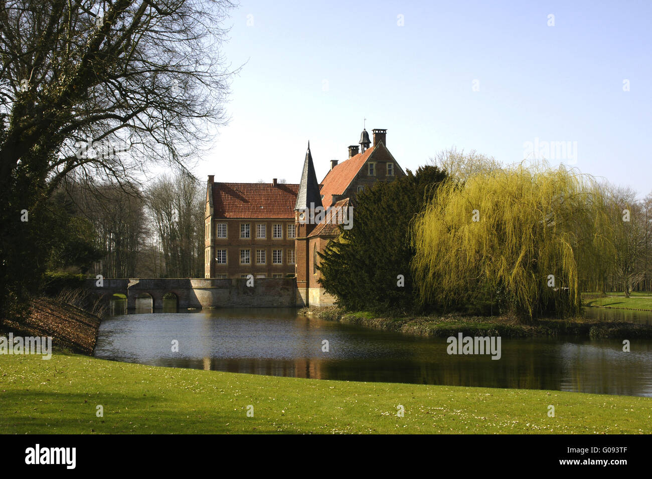 Moated Castle Huelshof near Muenster, NRW, Germany Stock Photo Alamy