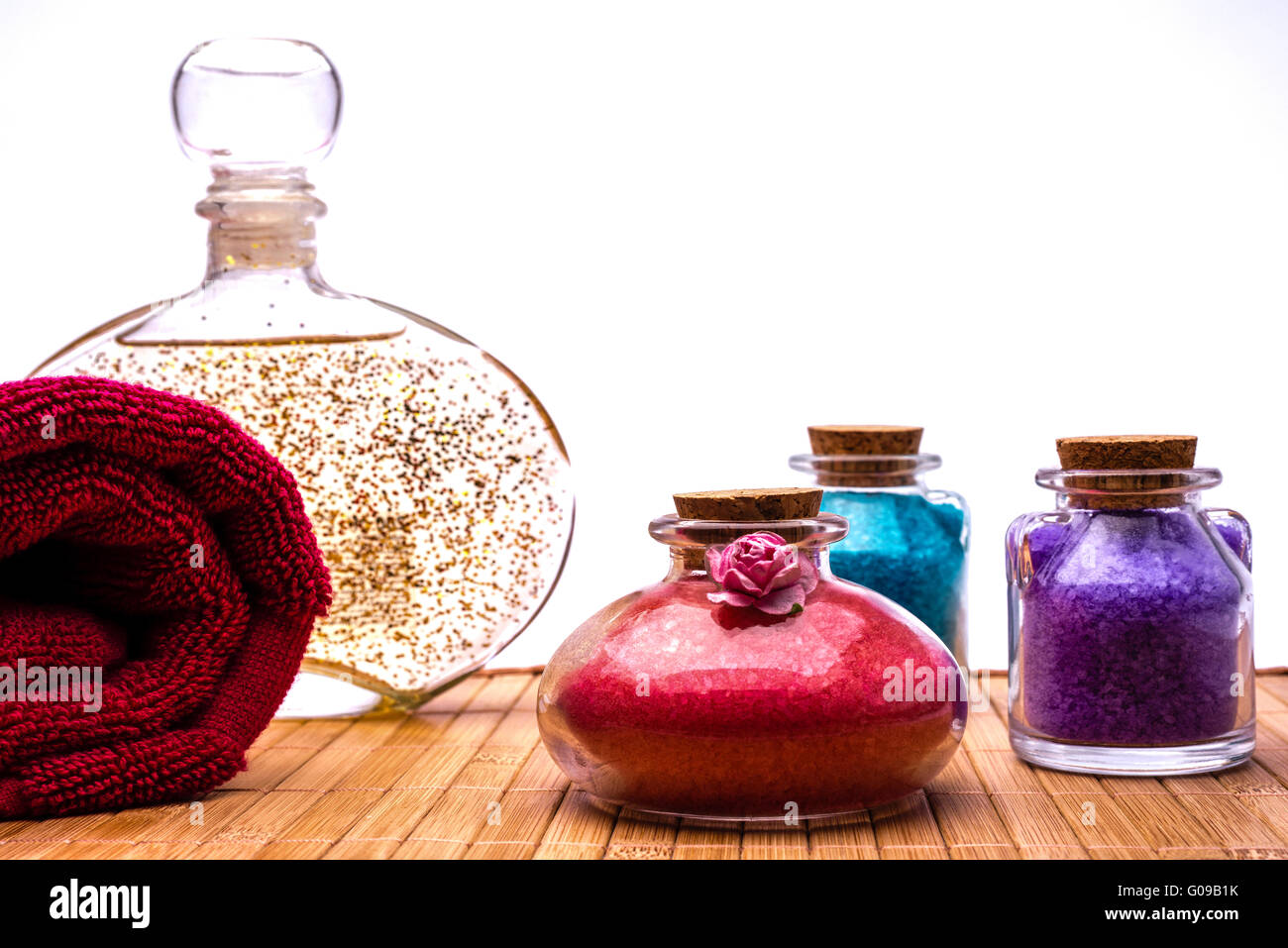 Bath salt and essential oil Stock Photo - Alamy