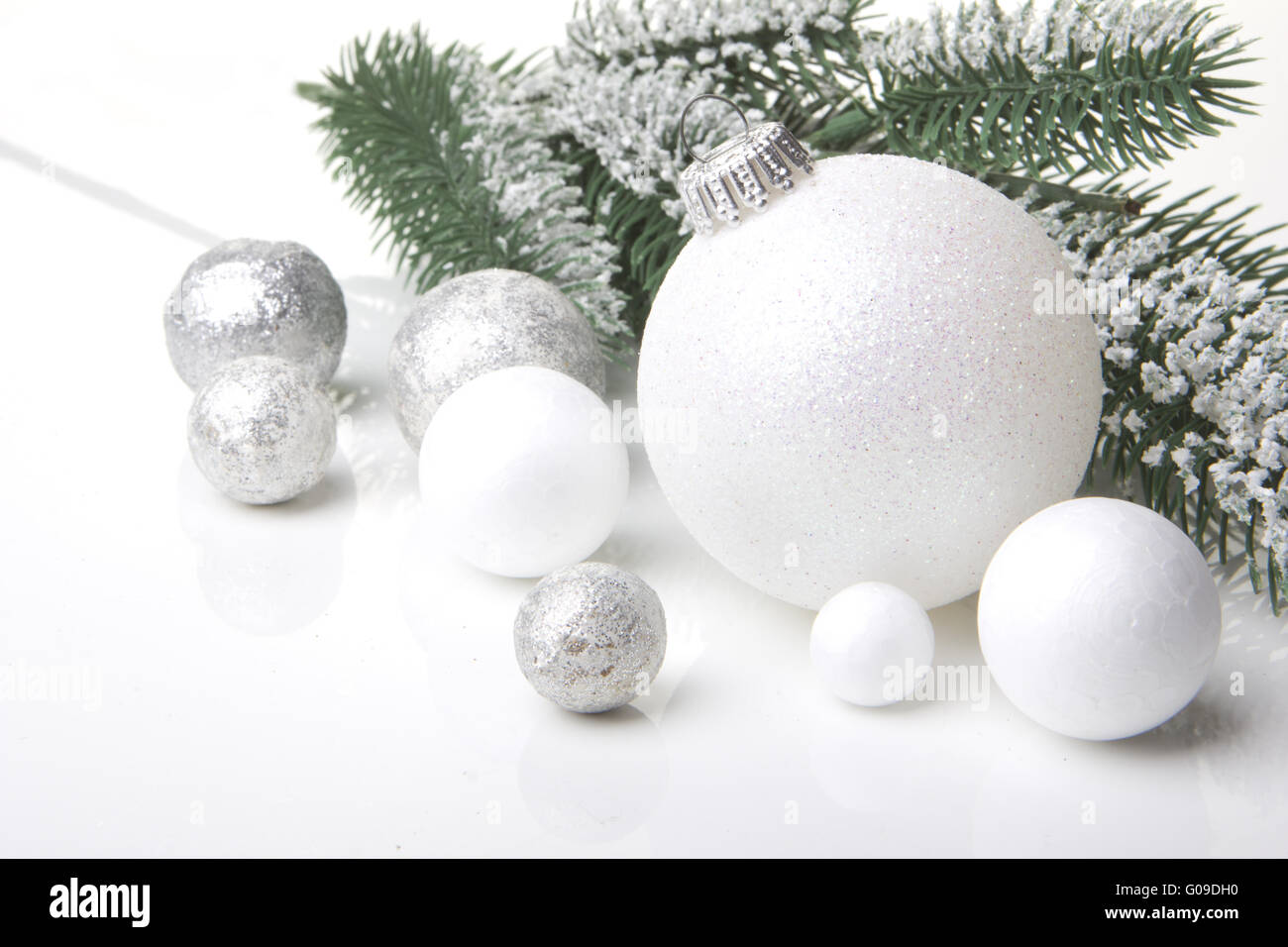 Silver decorations xmas decoration hi-res stock photography and images -  Alamy