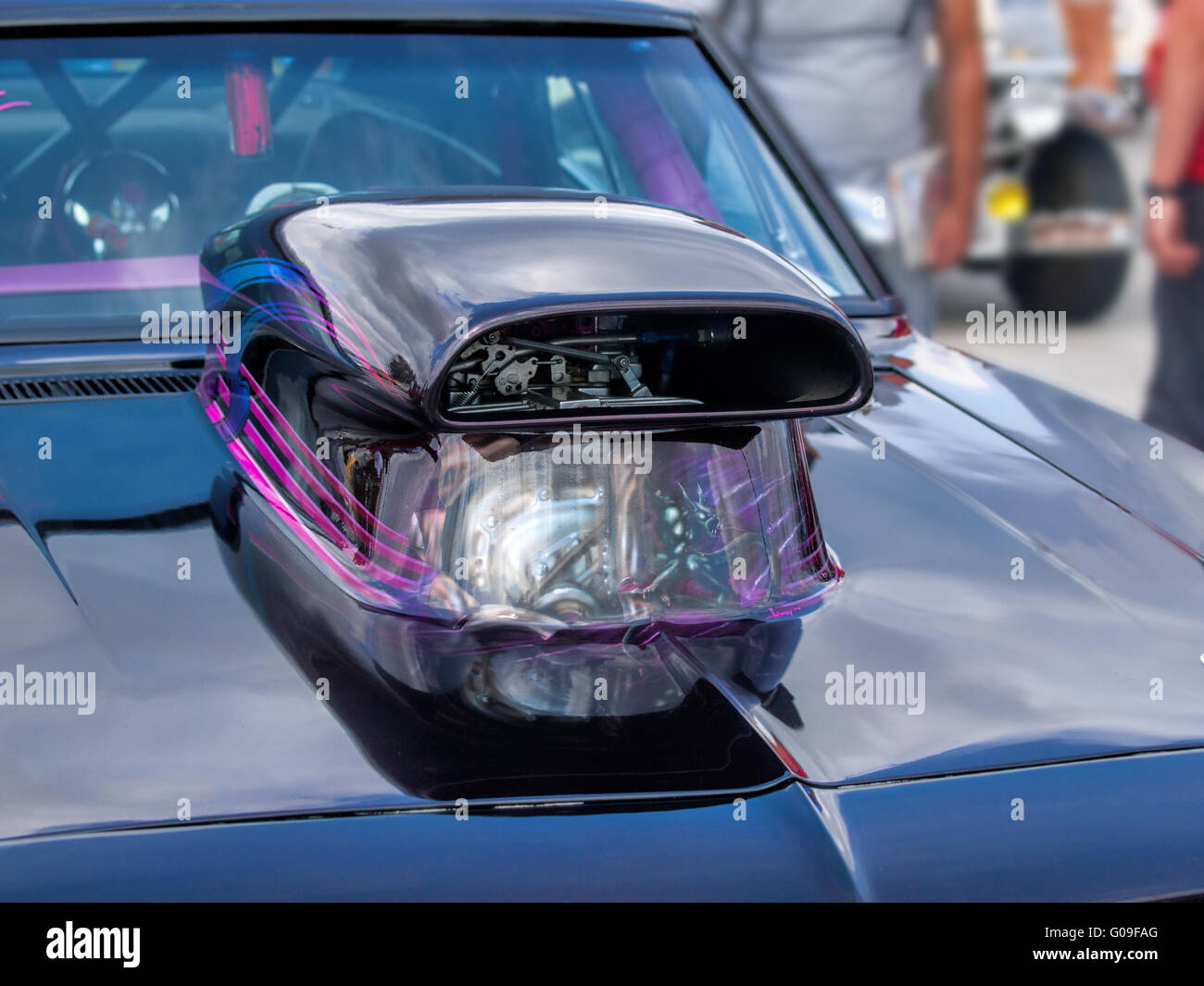 Muscle car hood scoop hi-res stock photography and images - Alamy