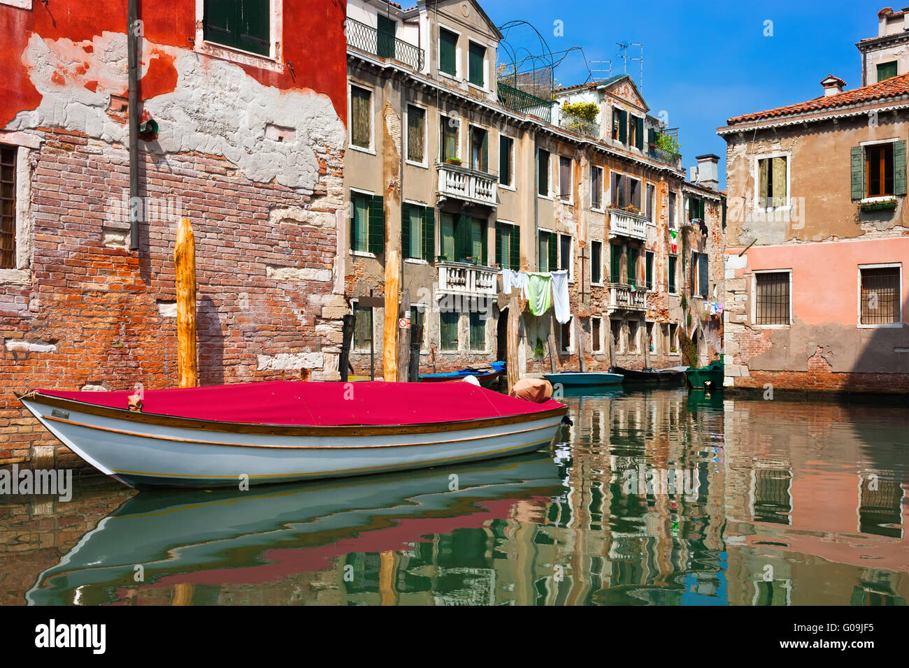 Traditional venice architecture hi-res stock photography and images - Alamy