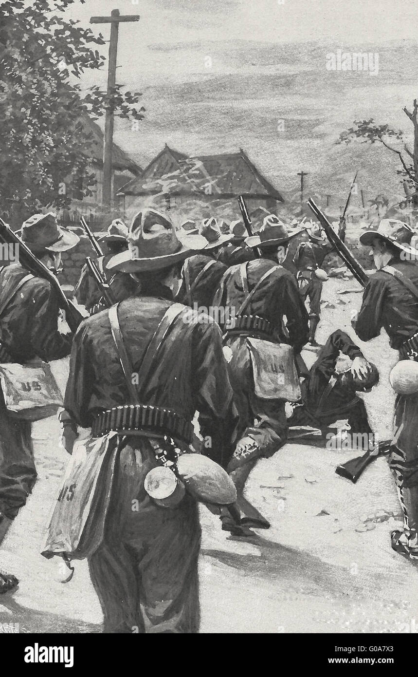 Resistance from the houses in Malate - Volunteers from the First California in conflict with the resistance during the Spanish American War Stock Photo