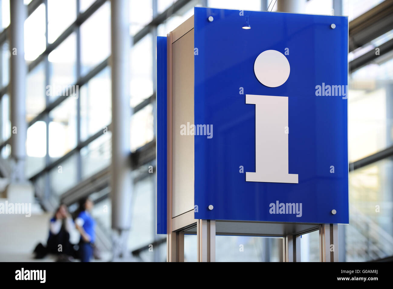 Meeting point schild hi-res stock photography and images - Alamy