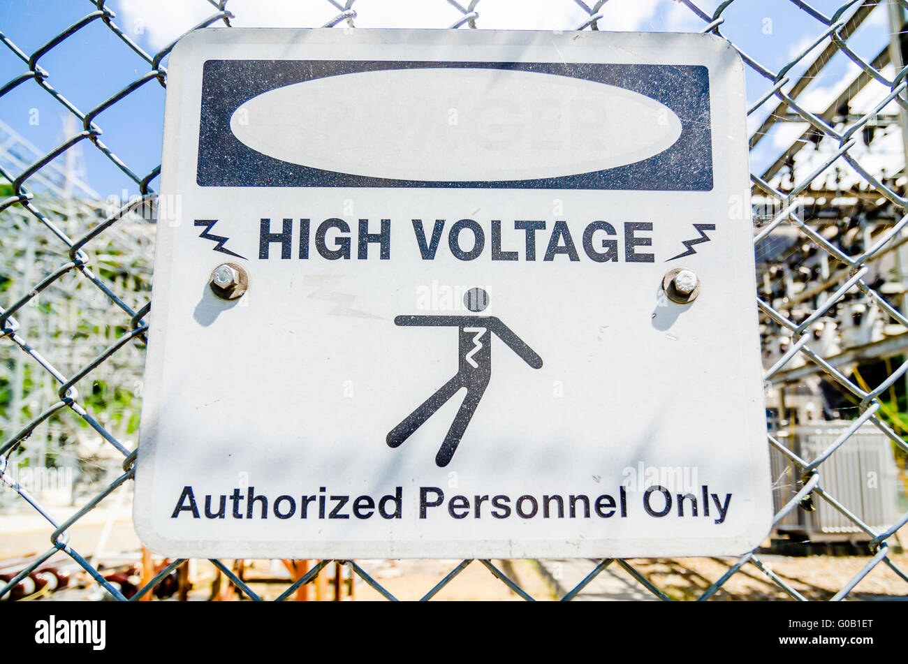 Electricity substation warning sign hi-res stock photography and images ...