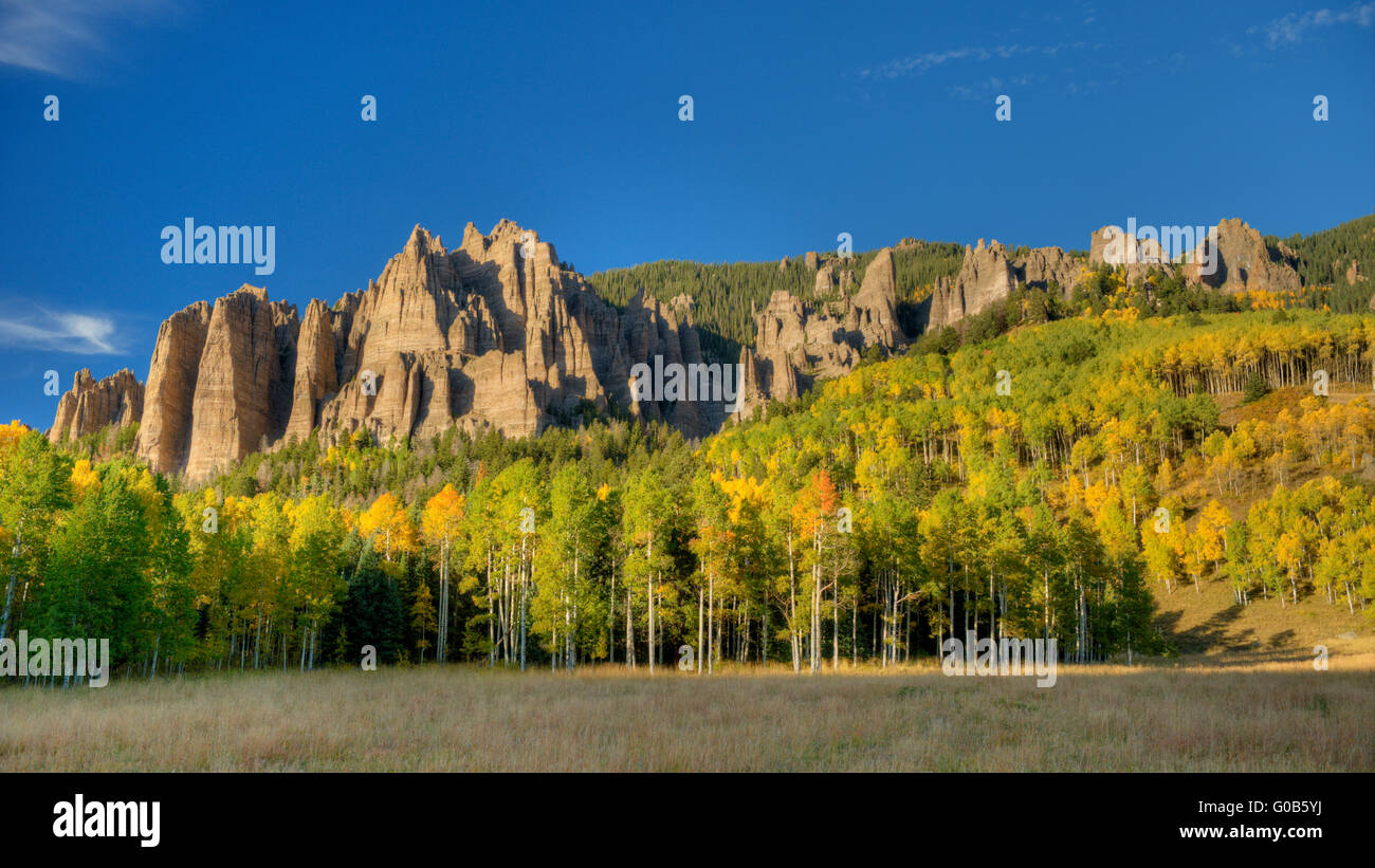 Tuff Ridge Colorado Welded Tuff High Resolution Stock Photography and Images - Alamy