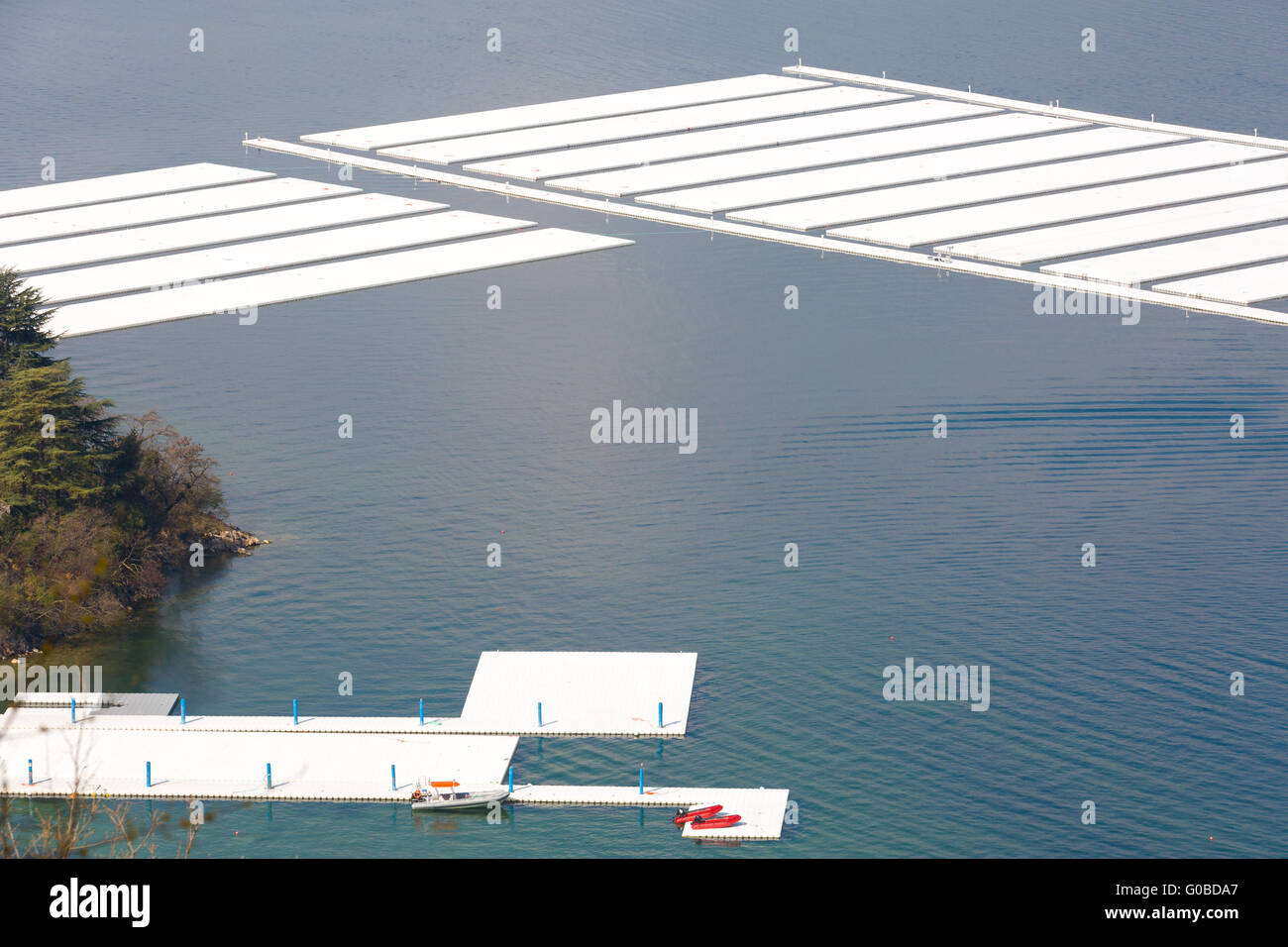 Construction Of The Floating Piers Art Piece By Christo And Stock Photo Alamy