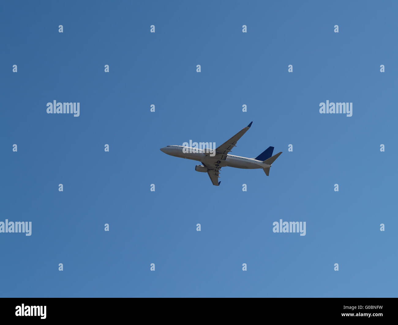 Airliner engine sky hi-res stock photography and images - Alamy