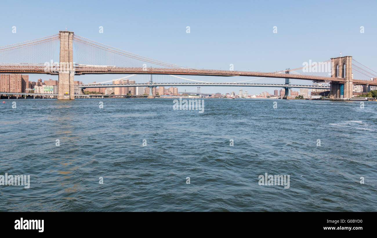 Famous bridge to new york hi-res stock photography and images - Alamy