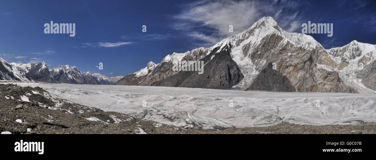 Scenic panorama of Engilchek glacier in picturesque Tian Shan mountain range in Kyrgyzstan Stock Photo