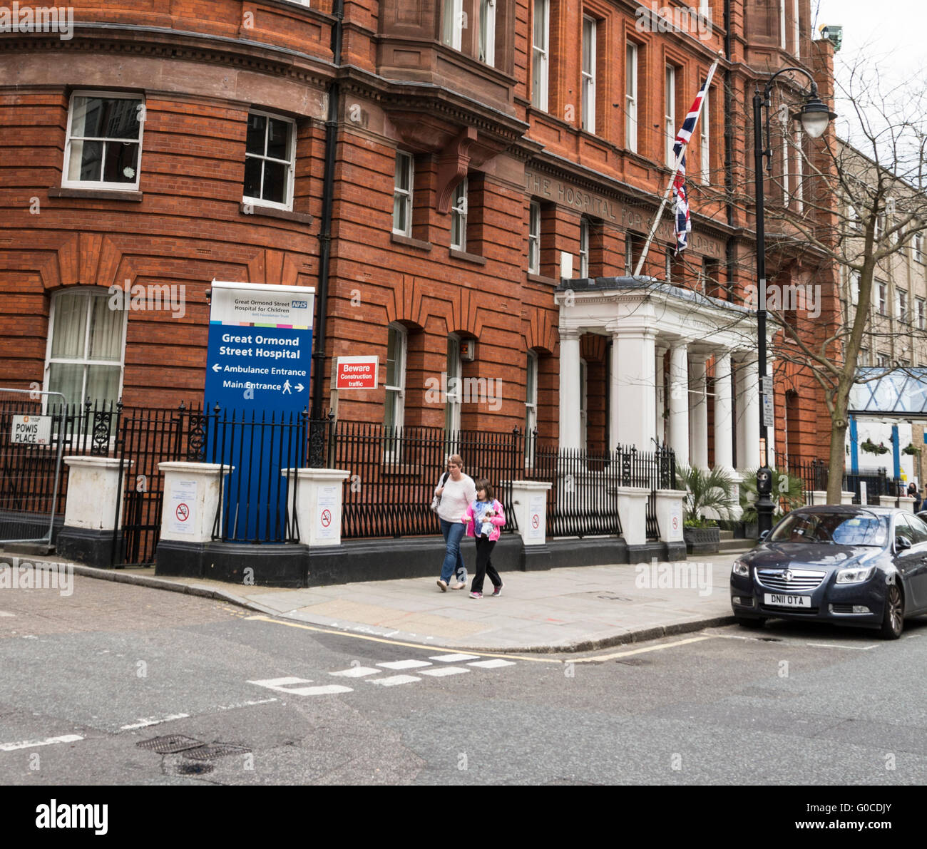 Nhs signage hires stock photography and images Alamy