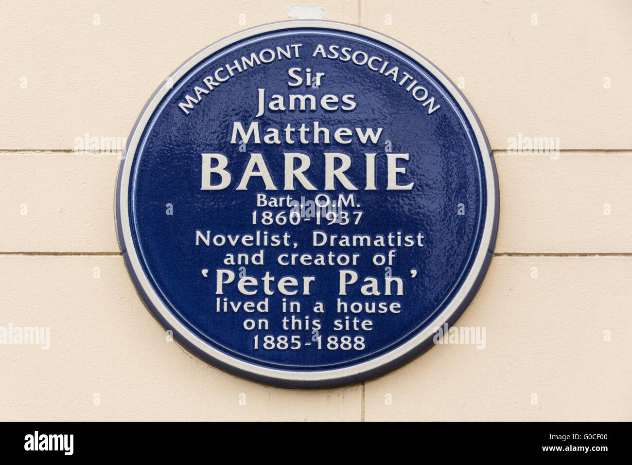 Blue plaque to Sir James Matthew Barrie, novelist and creator of Peter Pan Stock Photo