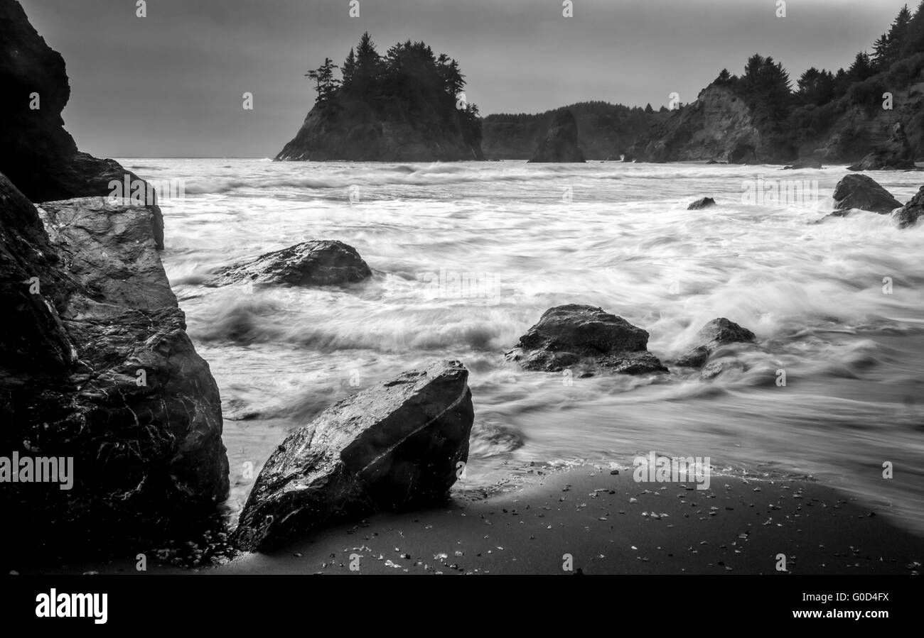 Atlantic ocean seascape rocky Black and White Stock Photos & Images - Alamy