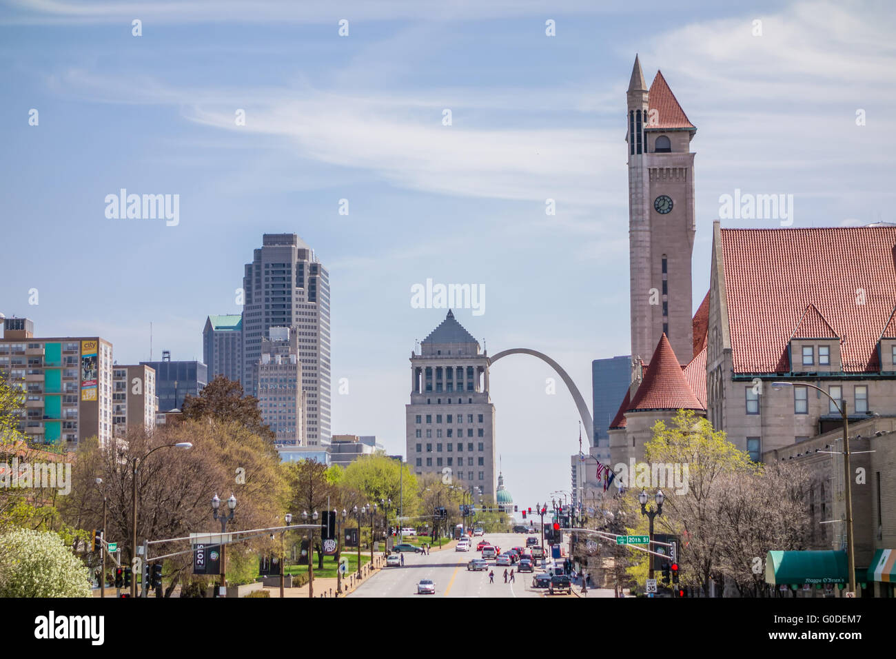 Saint Louis Missouri Downtown At Daylight Stock Photo - Alamy