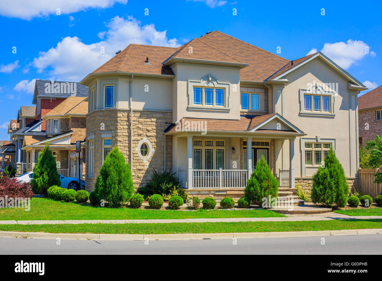 Luxury houses in north america hires stock photography and images Alamy