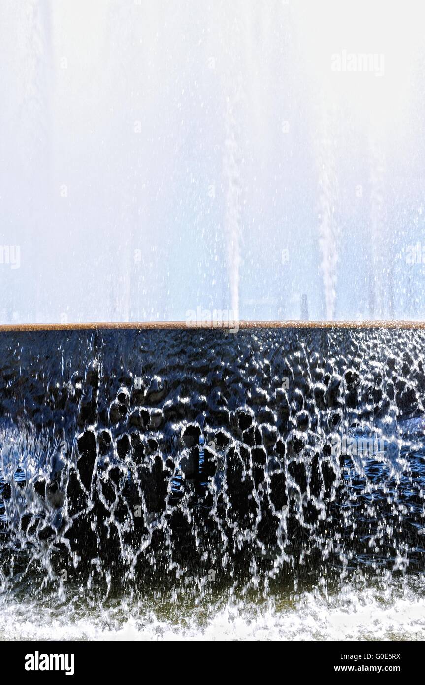 White only water fountains hires stock photography and images Alamy