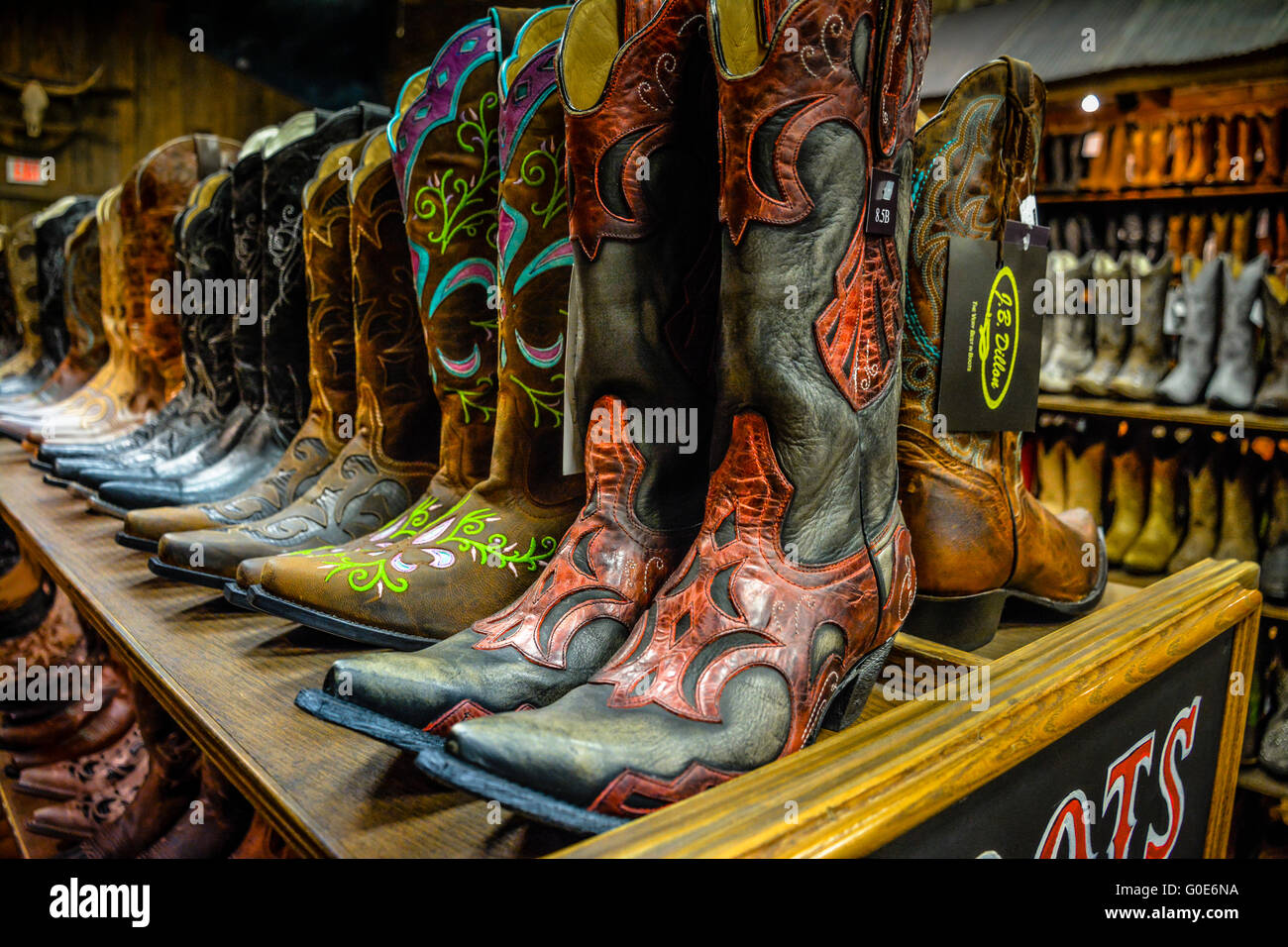 nashville cowboy boots store