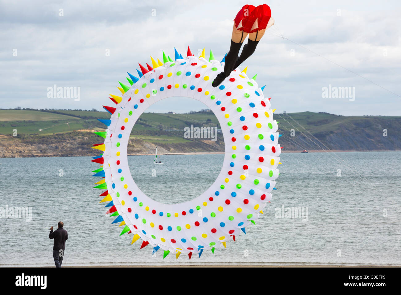 Weymouth, Dorset, UK 1 May 2016. Visitors head for Weymouth beach to see the wonderful display of kites being flown at Weymouth Kite Festival Credit:  Carolyn Jenkins/Alamy Live News Stock Photo
