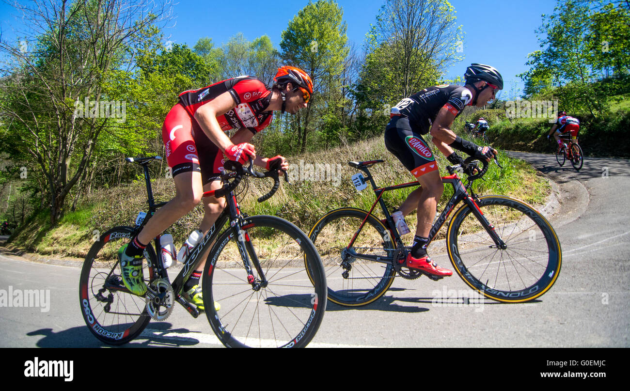 Morcin, Spain. 1st May, 2016. Rui Rodrigues (Louletano) and Paolo Ciavatta  (D'Amico Bottecchia) ride at La Colla Climb with ramps of 20% during the  second stage of 'Vuelta Ciclista a Asturias' (Cycling