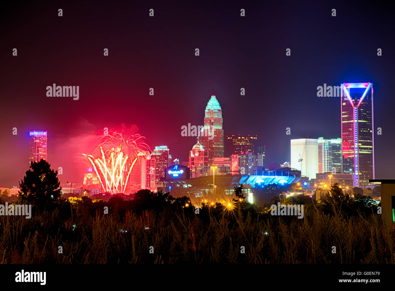4th of july fireworks skyshow charlotte nc Stock Photo Alamy