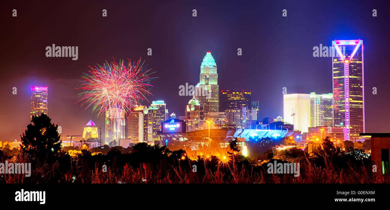 4th of july fireworks skyshow charlotte nc Stock Photo Alamy