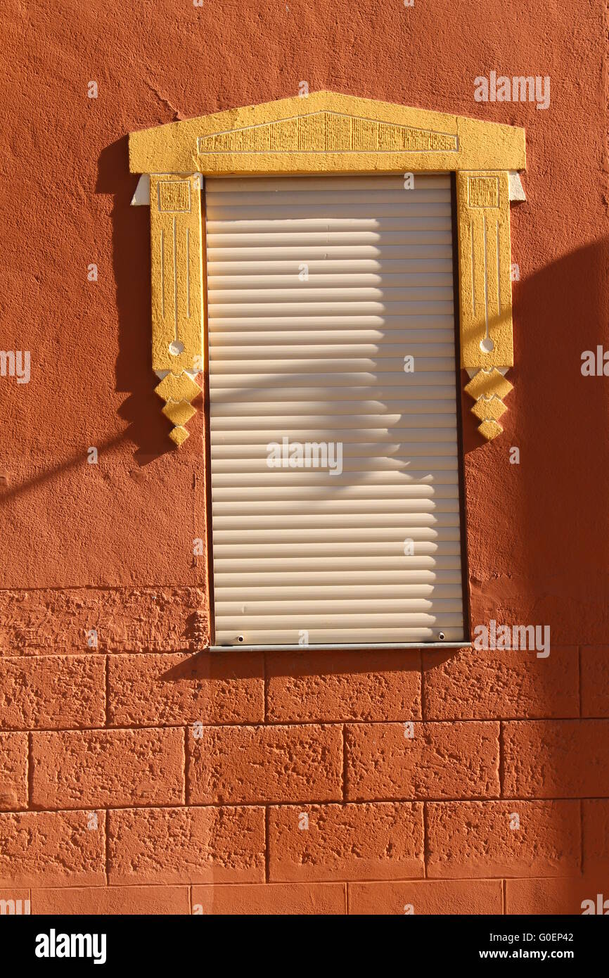 Blackout window blinds hi-res stock photography and images - Alamy