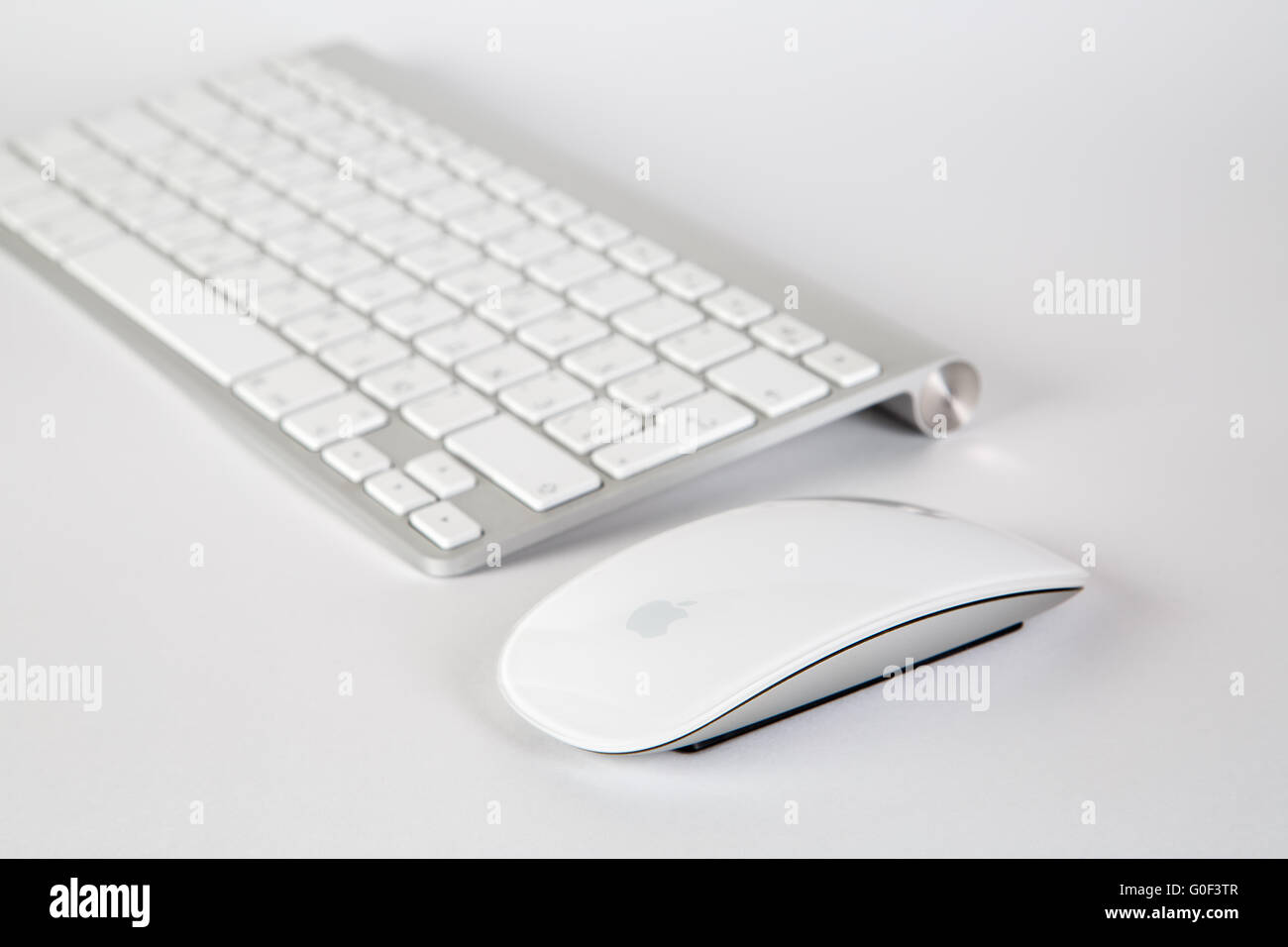 the Apple keyboard and mouse Stock Photo Alamy