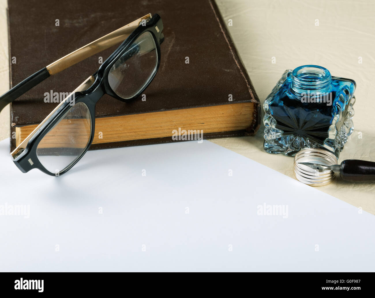 Stilllife with the old Ink pot and quill Stock Photo Alamy